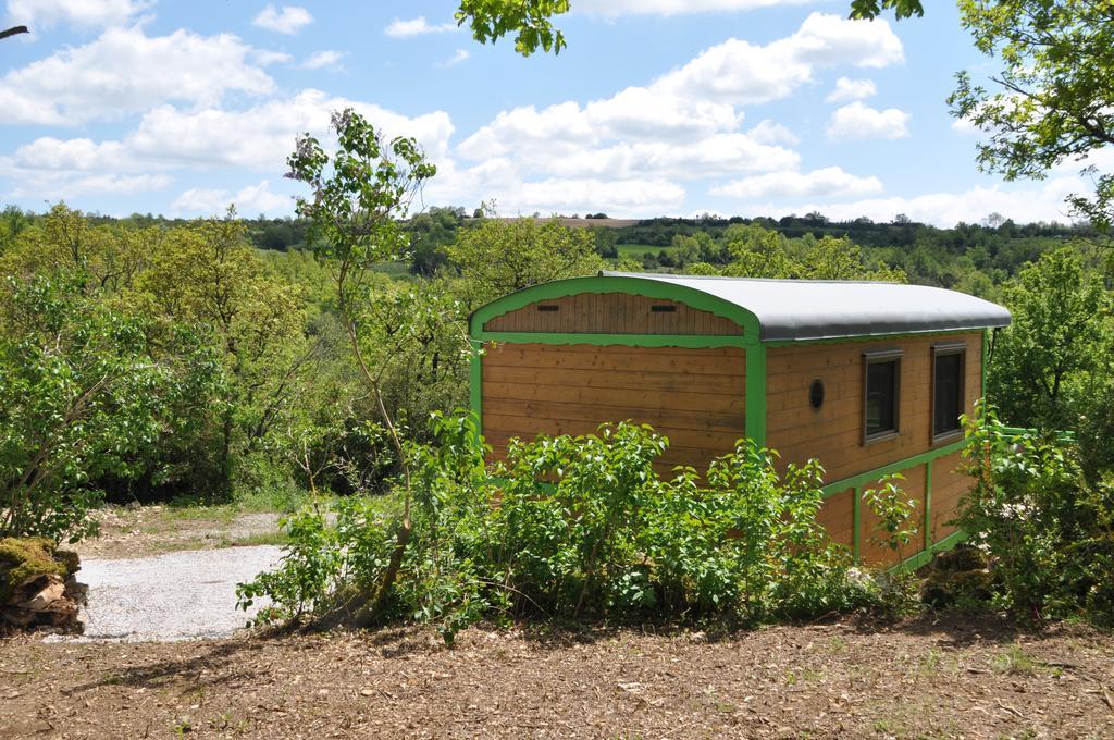 Country house La Roulotte D'alcas *